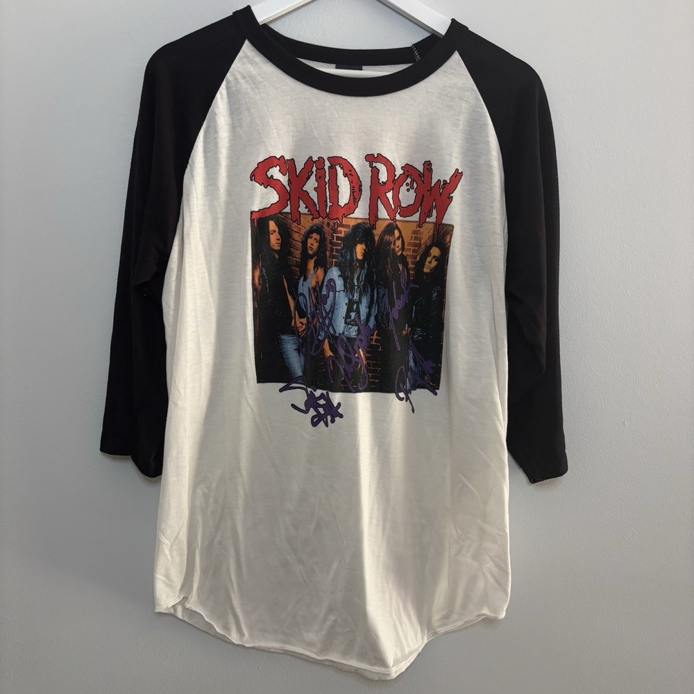 VTG Skid Row Tour Raglan T-Shirt '90-'91 America Tee Band Rock Hair Metal Fan - Picture 2 of 7